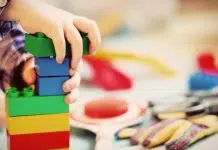 Quels sont les types de jeux adaptés aux enfants de 1 à 5 ans? 
