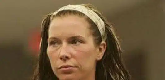 Que fait et qui est Kimberly Anne Scott ?