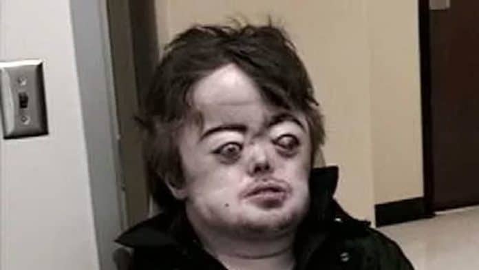 Brian Peppers qui est-il Biographie