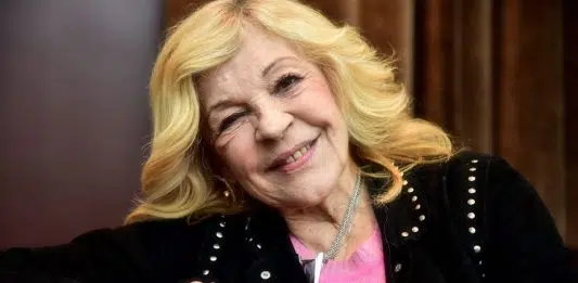 Qui est le fils de Nicoletta ?