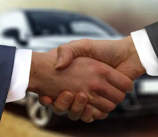 Pourquoi choisir une voiture d’occasion peut vraiment valoir le coup 5 bonnes raisons d'acheter une voiture d'occasion