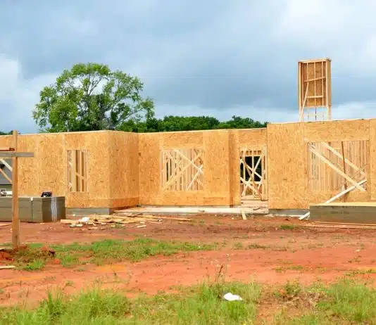 Comment faire une plus-value sur un terrain constructible ?