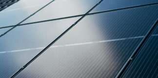 Calculer le rendement de vos panneaux solaires : pourquoi c'est crucial et comment le faire ?